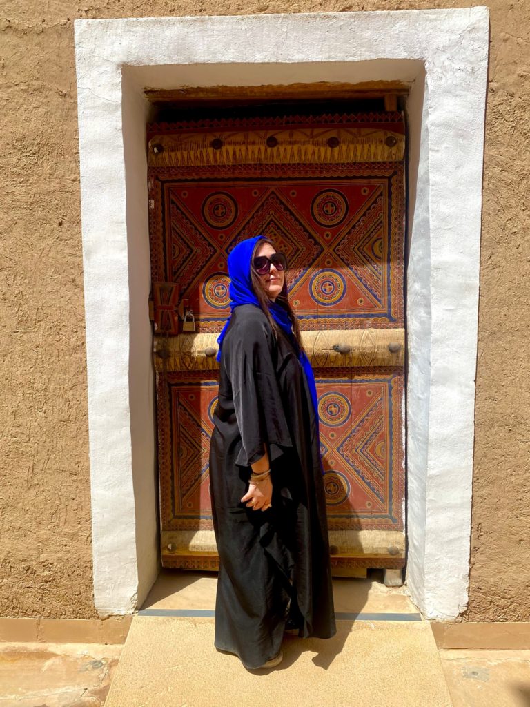 saudi arabia women's clothing tourist